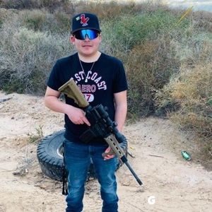 Meet your Posher, Adan